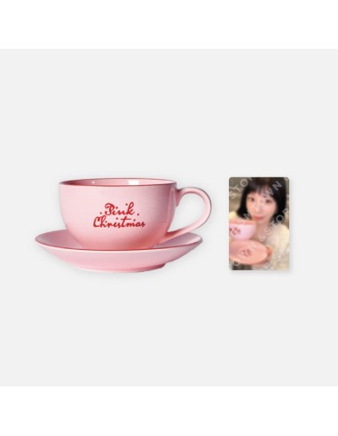 [Pre Order] GIRLS GENERATION 2024 PINK CHRISTMAS CUP & SAUCER SET